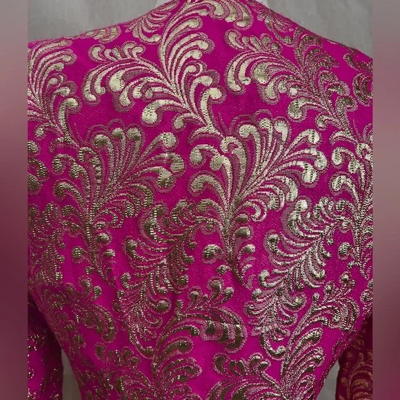 Farinae Collections Vintage Fuchsia and Gold Embroidered Jacket Size 8 - Picture 5 of 8